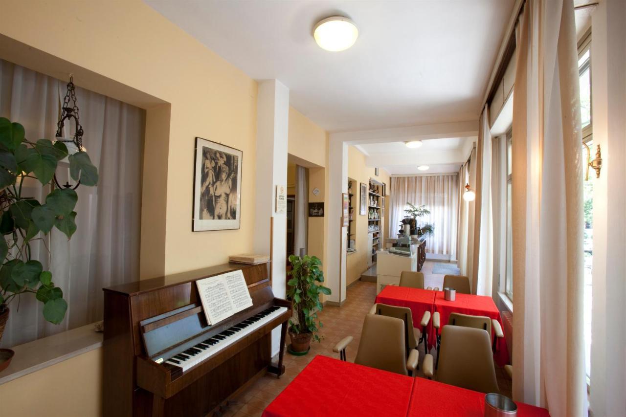 Albergo Moretti Senigallia Ngoại thất bức ảnh