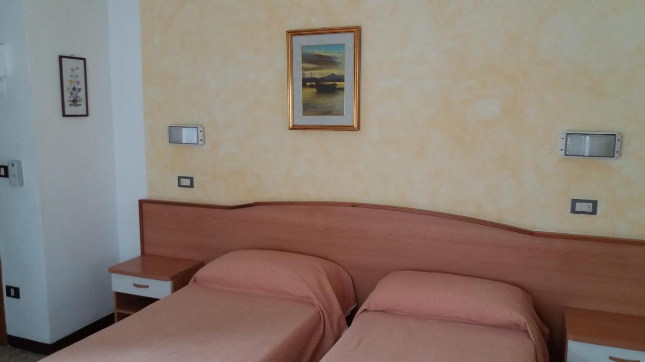 Albergo Moretti Senigallia Ngoại thất bức ảnh
