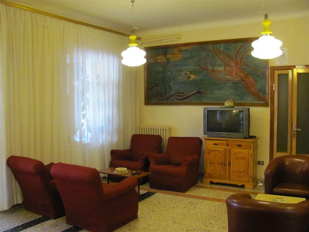 Albergo Moretti Senigallia Ngoại thất bức ảnh