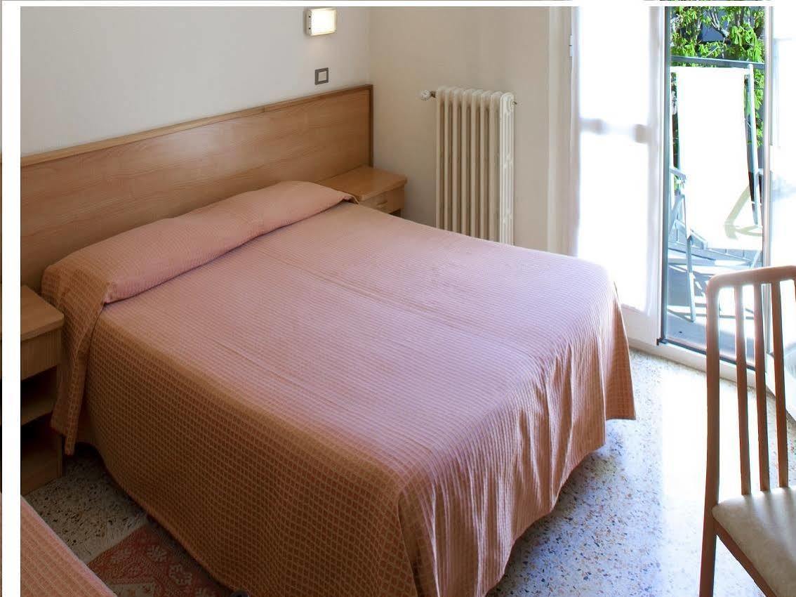 Albergo Moretti Senigallia Ngoại thất bức ảnh
